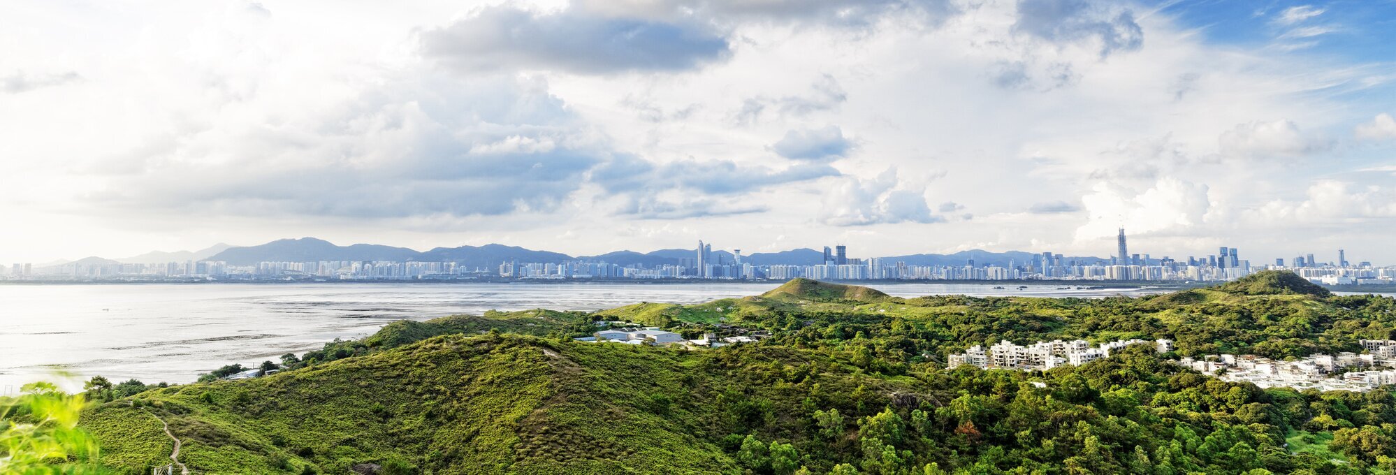 2-day Hong Kong & Lantau Island Tour