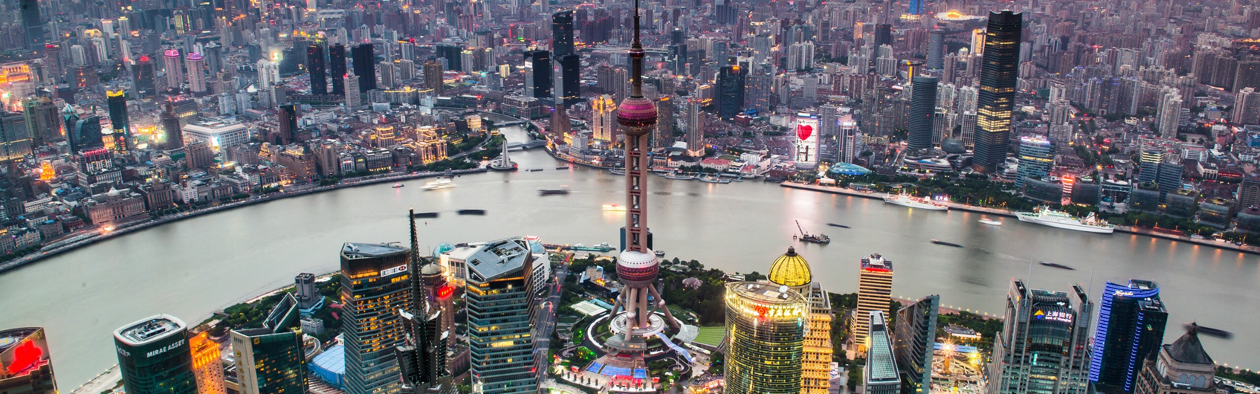 2-Day Shanghai and Zhujiajiao Water Town Tour